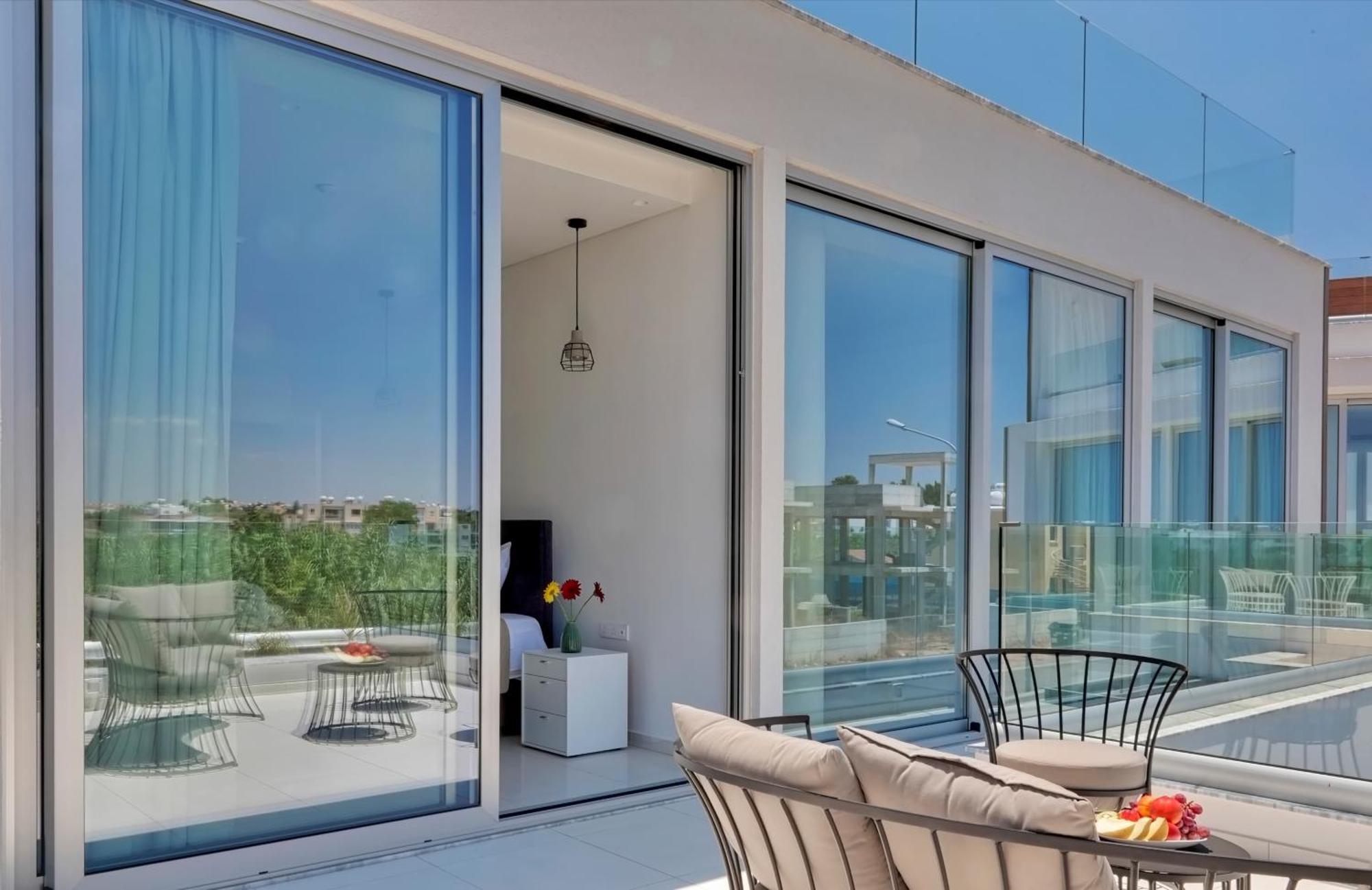 Seaview Luxury Villa Jacuzzi & Pool! 2 Min Beach Protaras Buitenkant foto